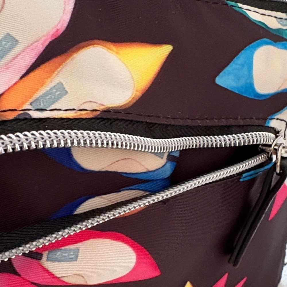 BNWT SJP Foldable Tote with Colorful Shoe Print No Longer Sold in Stores - Picture 6 of 8